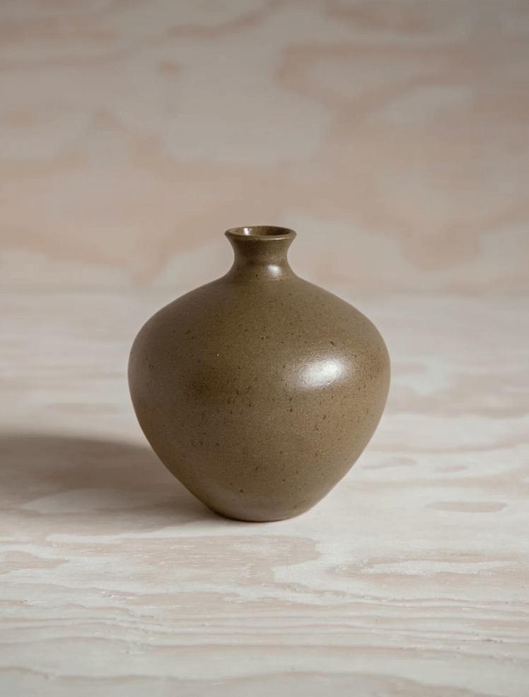 Bud vase no.11 in Skylark by ceramicist Charlie Maw